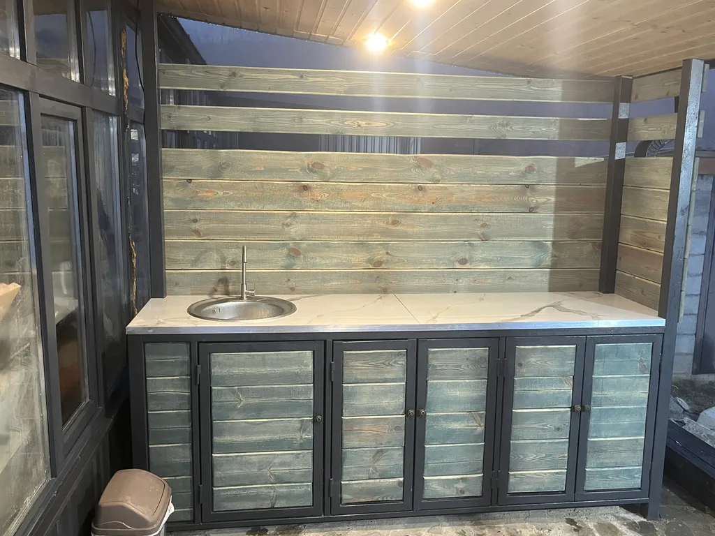 Дом 70m2 — чан, кухня, панорамные окна с видом на горы