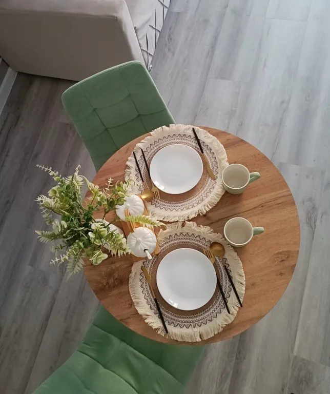 Светлая квартира рядом с ТЦ «Премьер» от Kravc Group