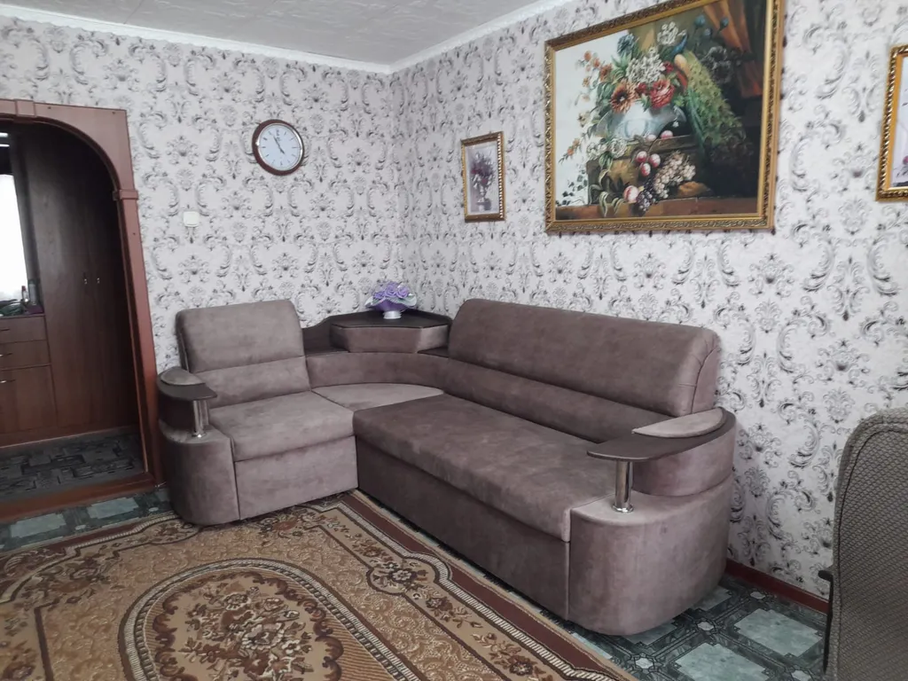 Уютная квартира в тихом районе рядом с пляжем и магазинами — аренда посуточно в Яровое