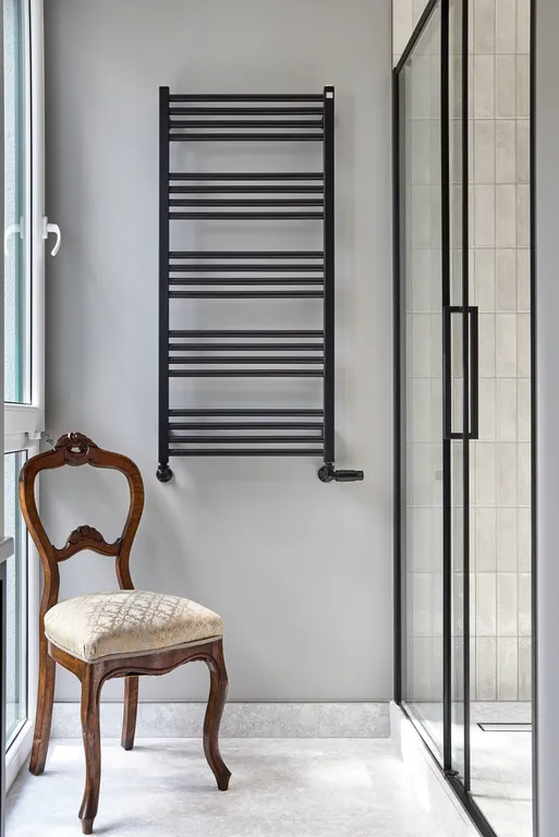 Двухкомнатная дизайнерская квартира в центре by Karmann`s Apartments