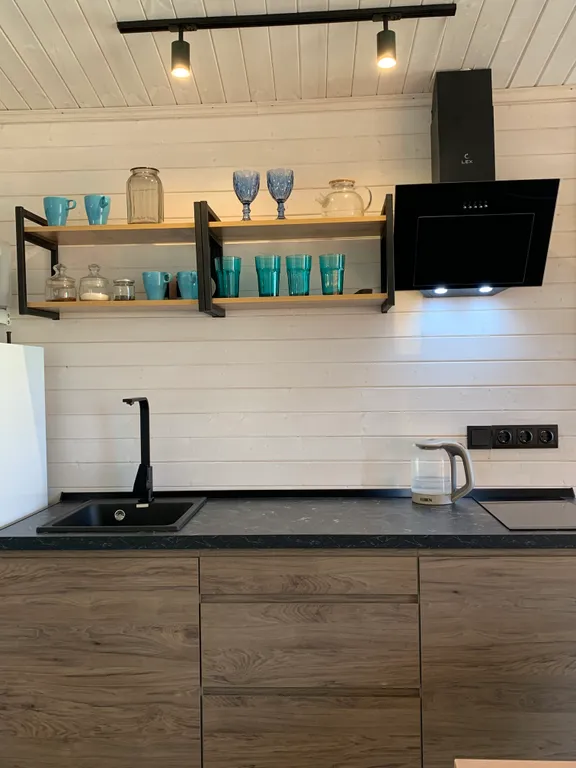 Семейная дача с сауной и камином