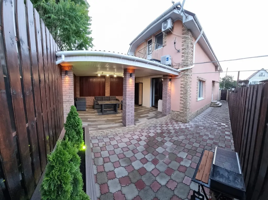 Коттедж под ключ в центре Анапы