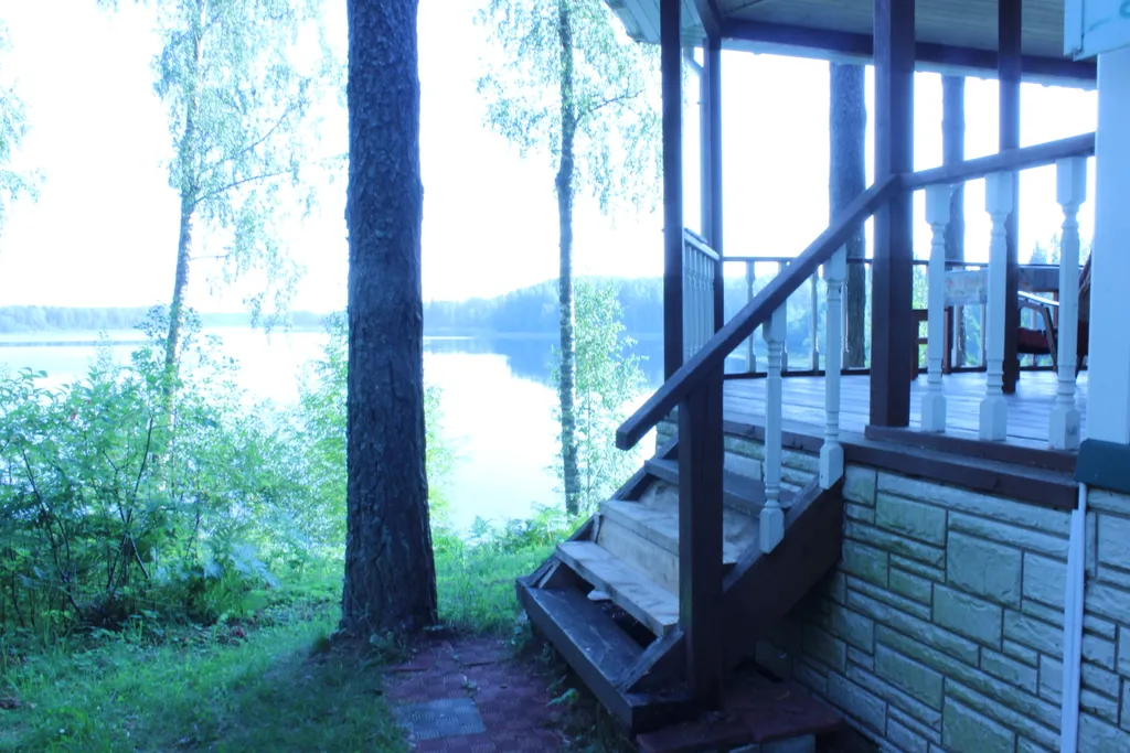 Дом с видом на озеро