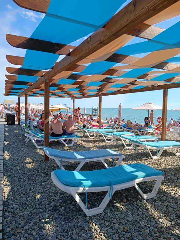 Квартира Двухкомнатная квартира недалеко от моря, рынка, океанариума и дельфинария — Адлер