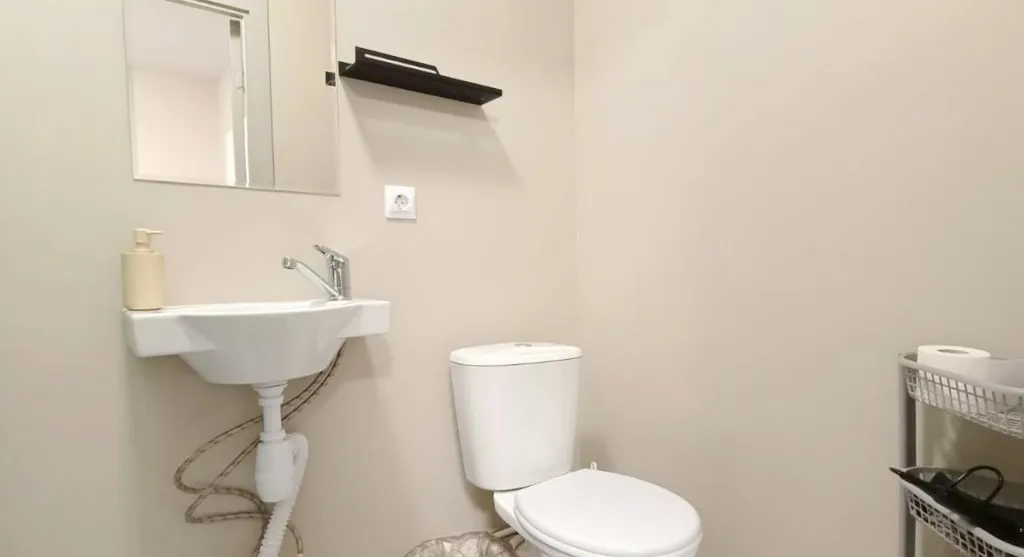 Современная, новая студия возле Краевой больницы