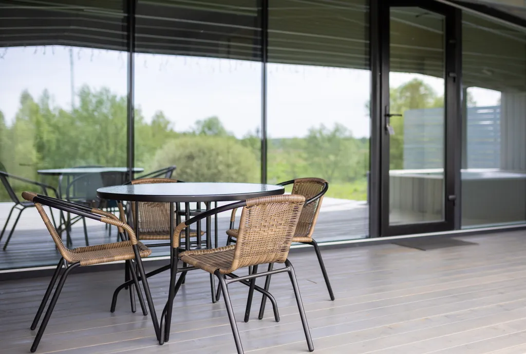 Эко-дом с горячей джакузи и профессиональным грилем на террасе