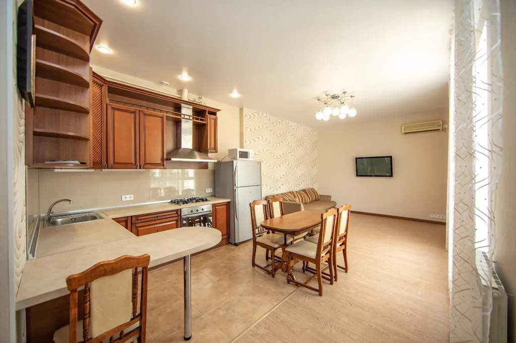 Дом с отдельным двором