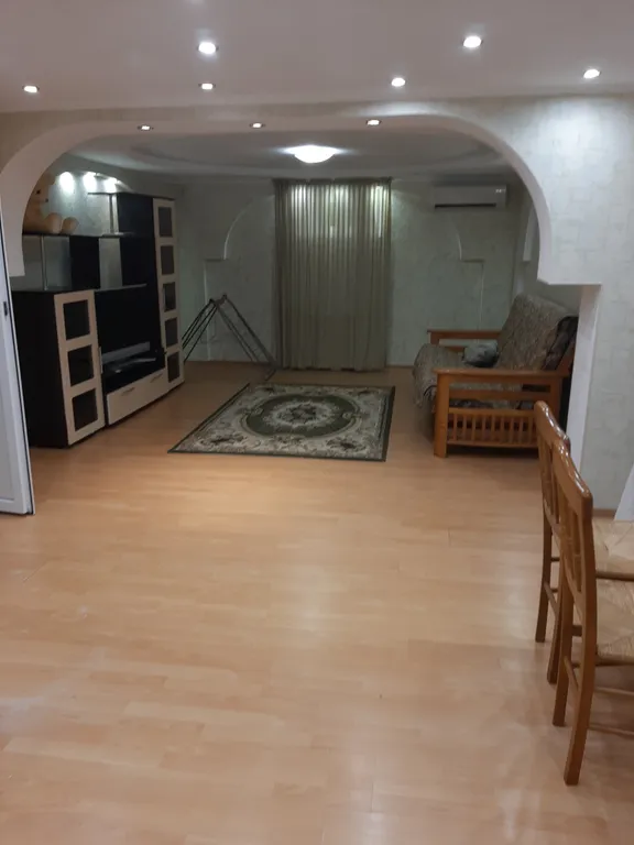 7-комнатный Дом