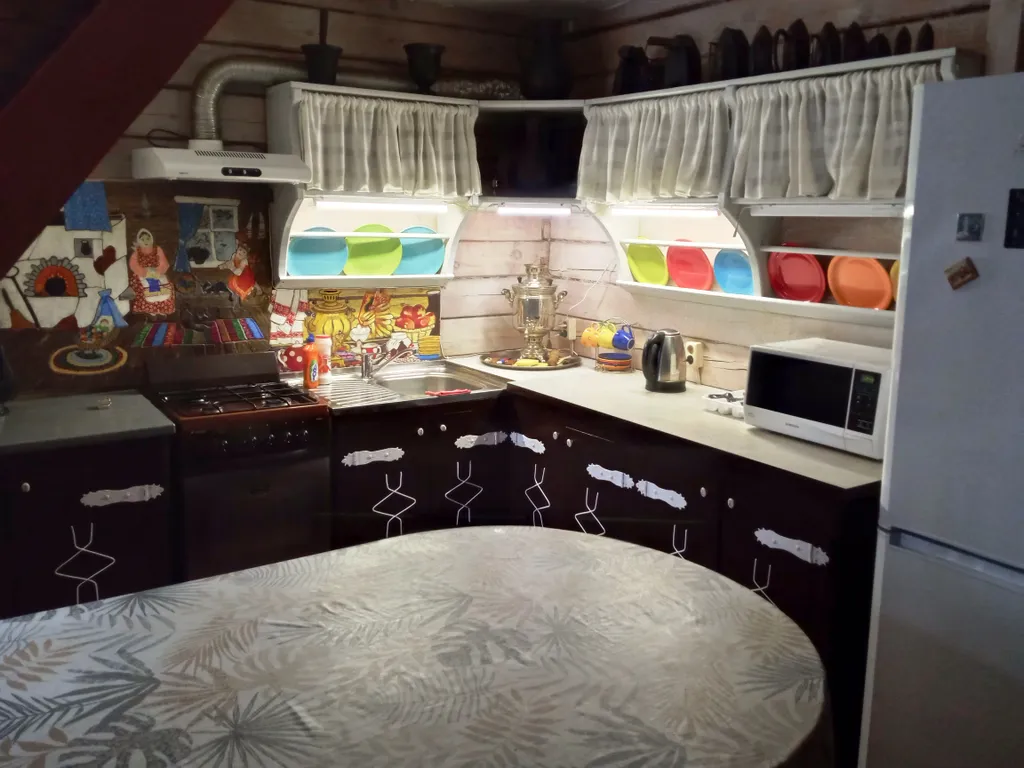 Уютный дом с камином на байкале