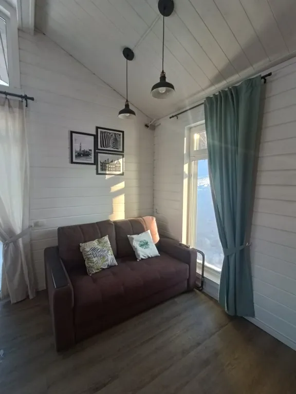 Коттедж Уютный современный дом в дали от суеты — Таштагол