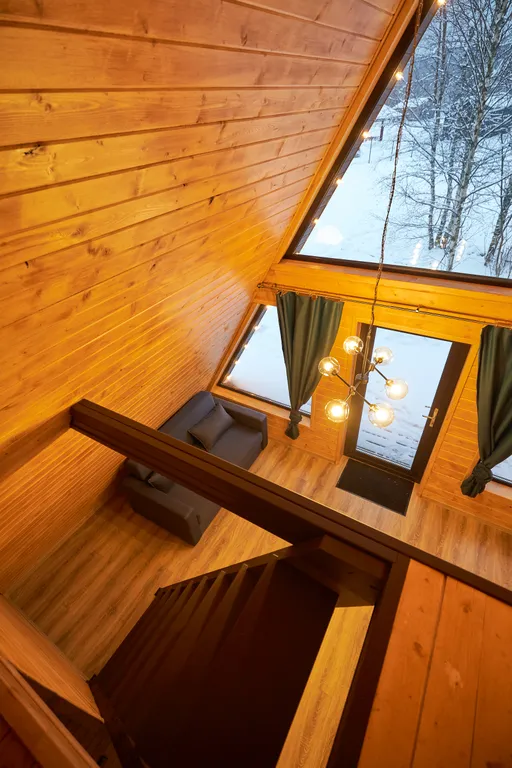 Коттедж Домик A-frame рядом с озером — Светлое