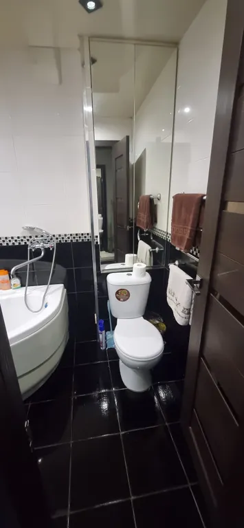 Студия в доме сталинской постройки