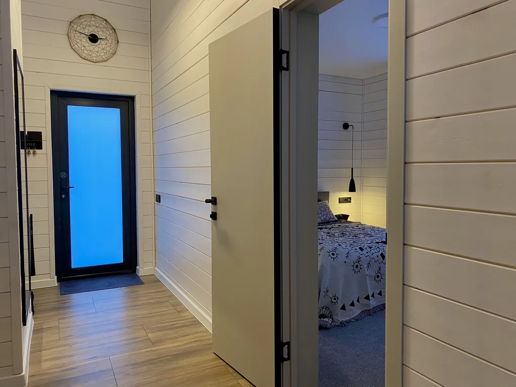 Эко-дом с панорамными окнами #1