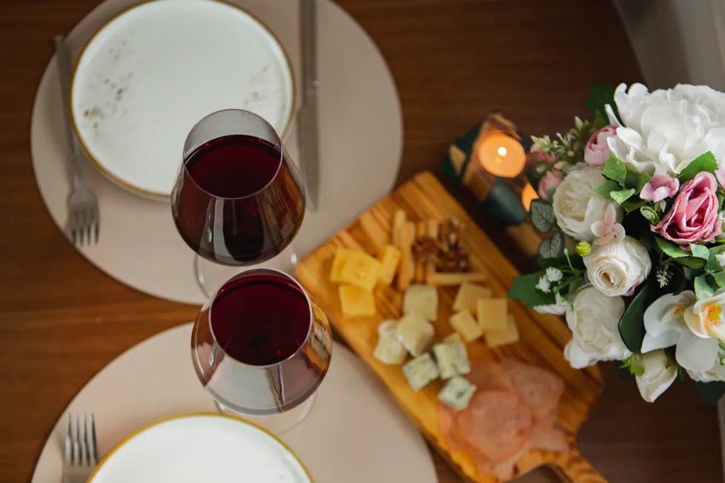 Домик в соснах