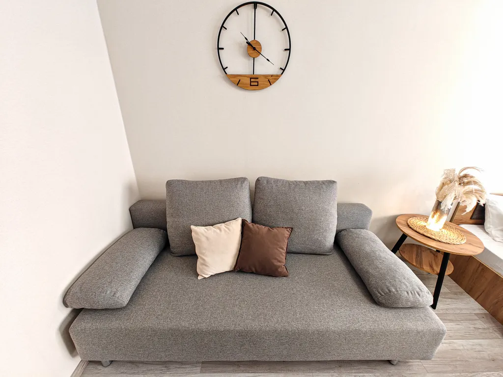 Однокомнатная квартира около ЛДК