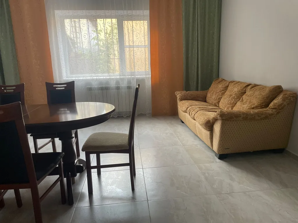 Уютный дом в центре города