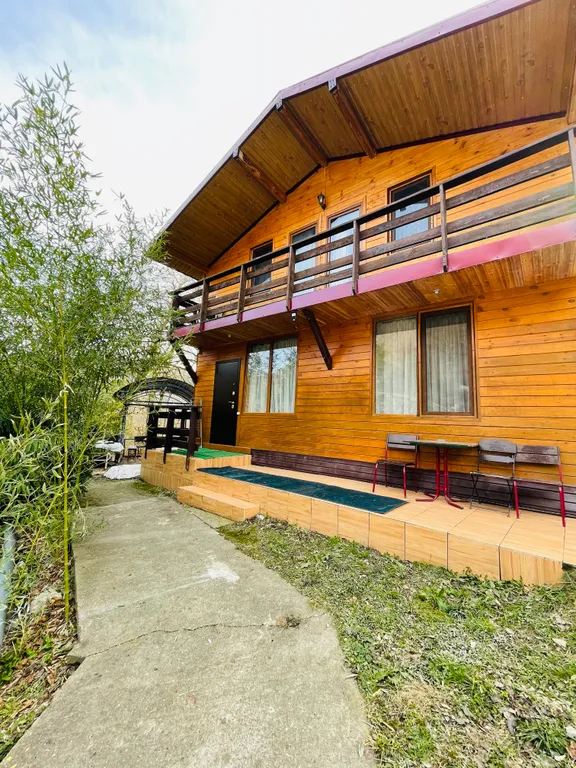 Коттедж Домик с 3 спальнями на 6 человек — аренда посуточно в Монастырь