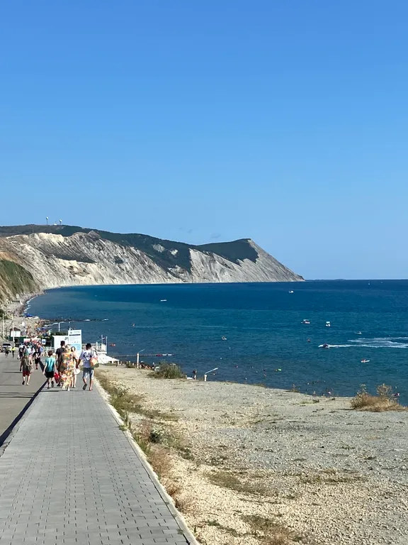 Квартира Квартира с видом на море и рядом с ореховой рощей — Анапа