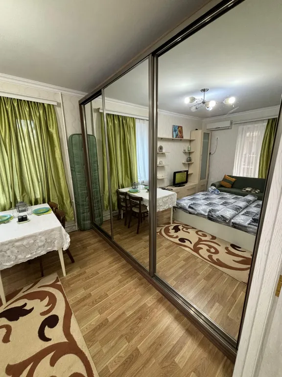 Квартира с балконом