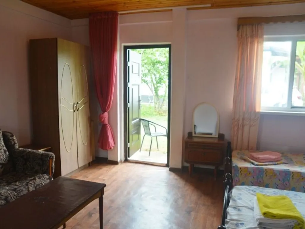 Семейный эконом у моря