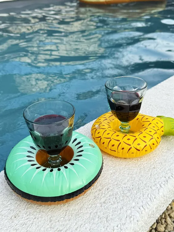 Дом с бассейном