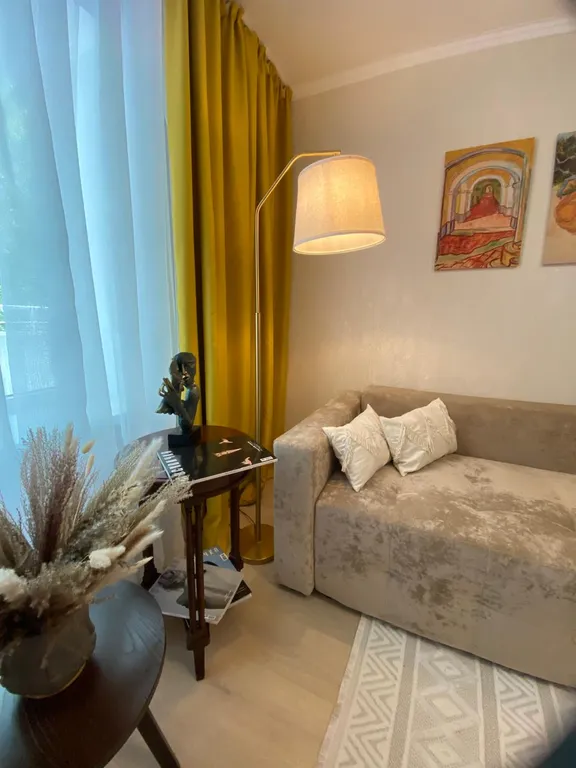 Квартира Квартира До моря 10 минут пешком , в центре прогулочной улицы с ресторанами — Светлогорск