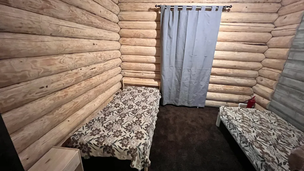 Рубленный дом - баня с террасой