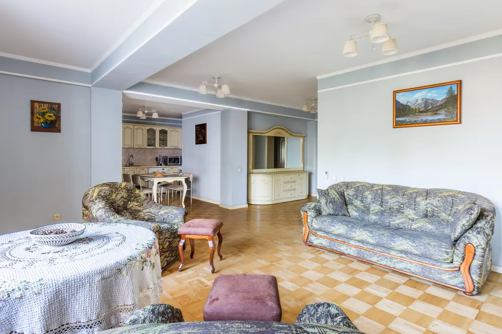 Уютная большая квартира в центре