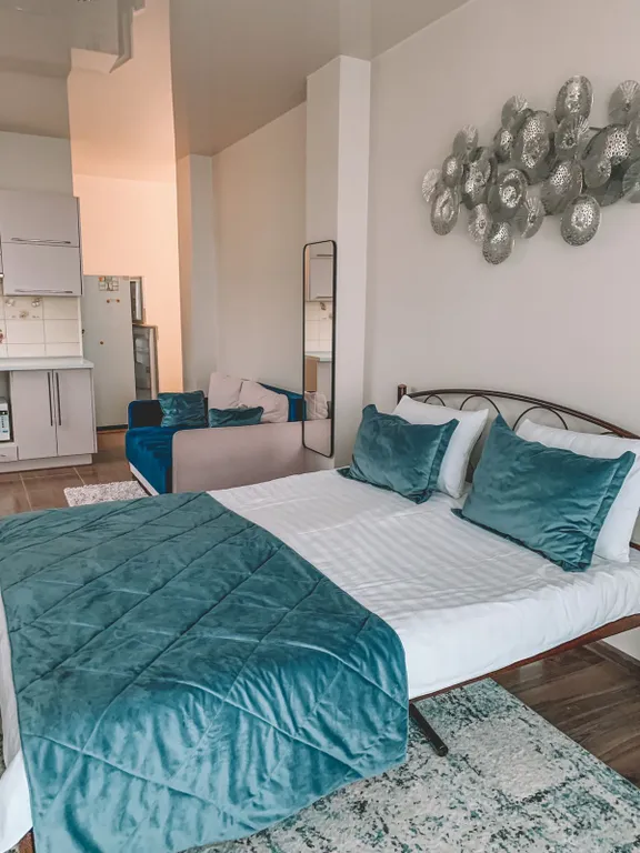 Уютная квартира в 200м от моря в большой Ялте с  видом на море и горы