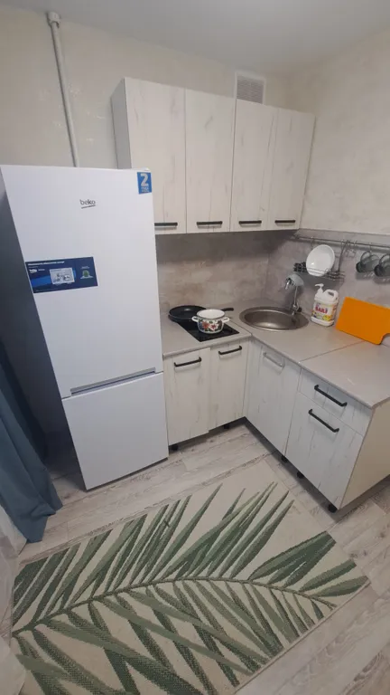 Светлая, уютная квартира на первом этаже в районе остановки 51 школа