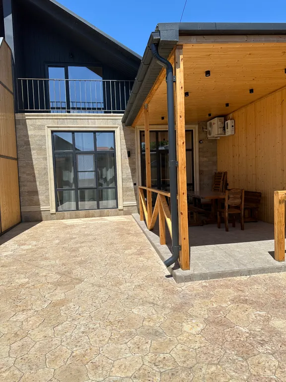 Уютный домик у моря