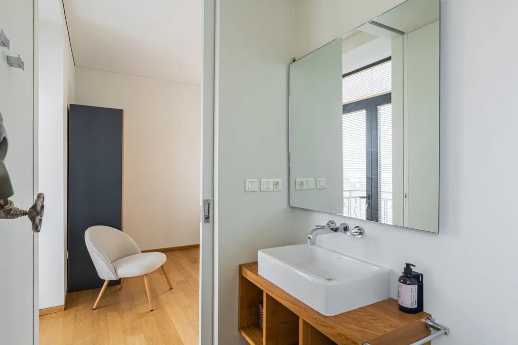 Апартаменты с видом на Каскад