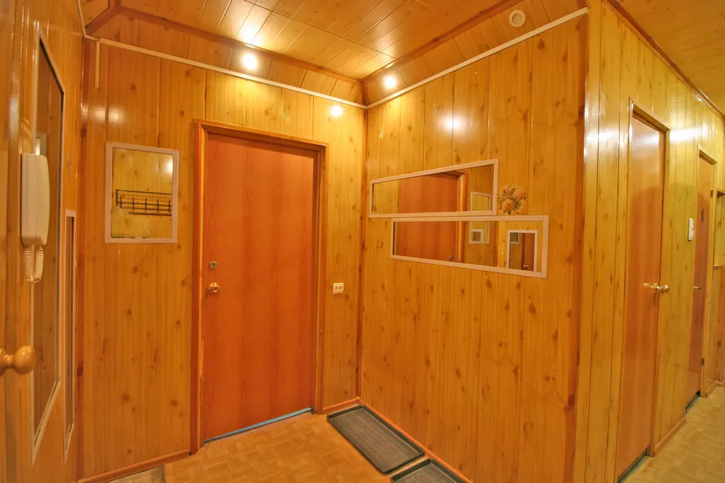 Квартира Большая 4-комнатная квартира Командная — Кириши