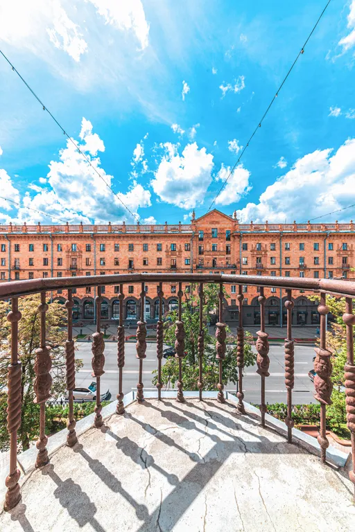 Апартаменты с кондиционером в центре на Октябрьской площади