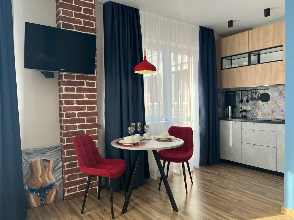 Яркий лофт центр, панорамный вид