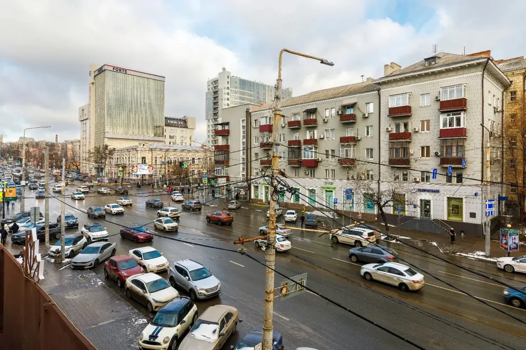 Уютнaя квapтирa в центpe гopoда, стаpый фонд