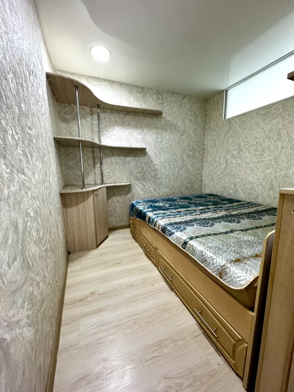 5 минут от аэропорта, в самом центре города