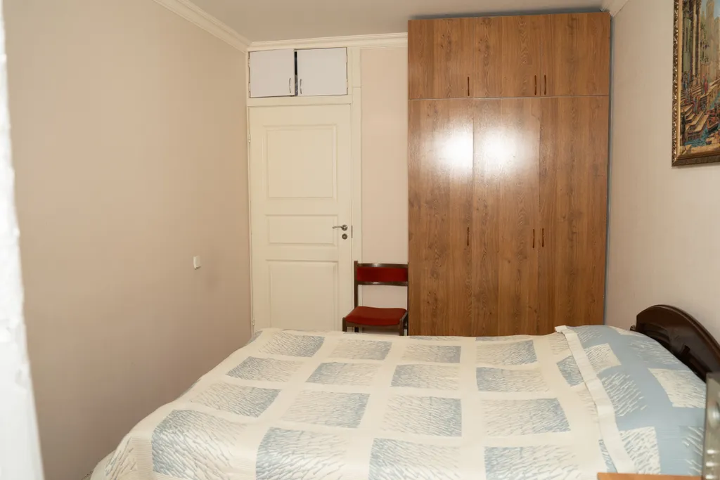 Уютная трехкомнатная квартира в Дзержинском районе