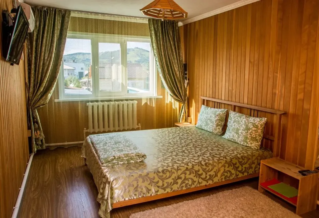 Квартира Комната — аренда посуточно в Горно-Алтайск