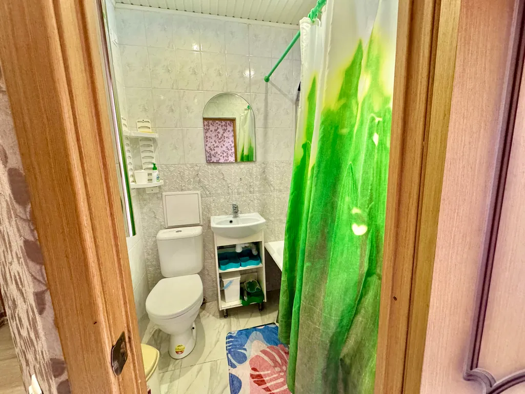 Двухкомнатная квартира первый дом от моря