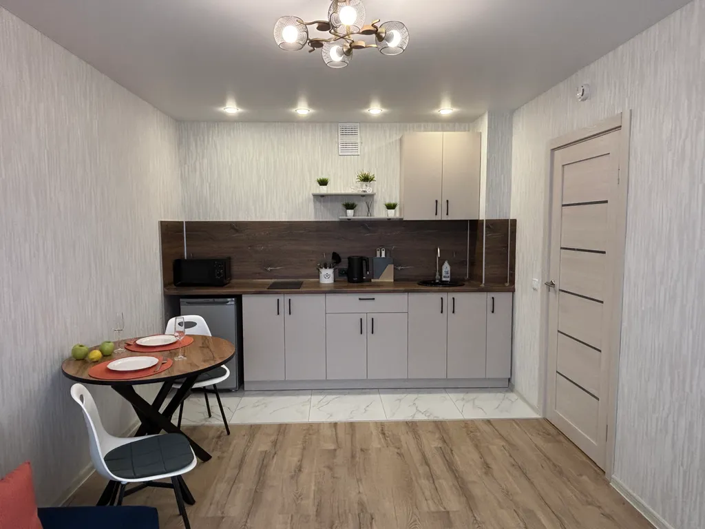 Апартаменты с отличной локацией рядом с ТЦ, Ледовым, парками, аквапарками