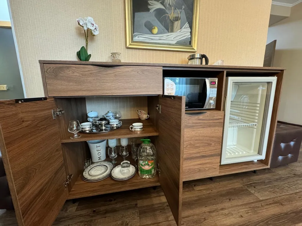 Номер в Комплексе отдыха Clubhouse с Джакузи и Финской сауной