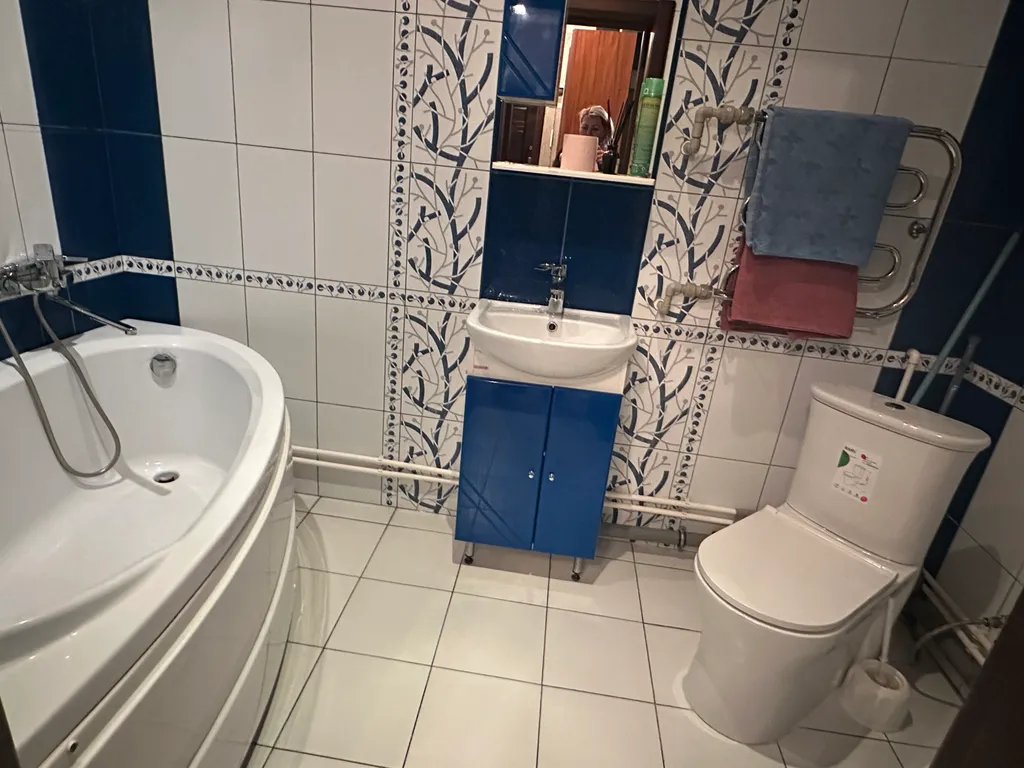 Шикарная квартира класса комфорт в самом центре! Горячая вода есть!