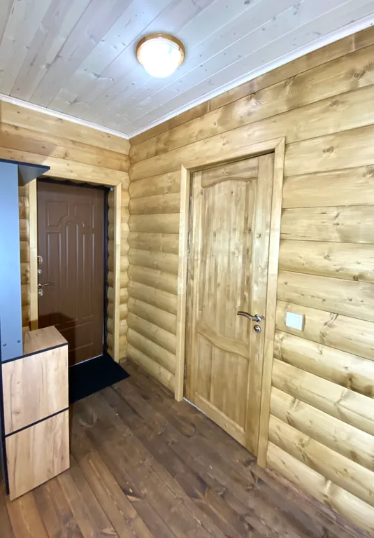 Уютный деревенский дом в сердце города