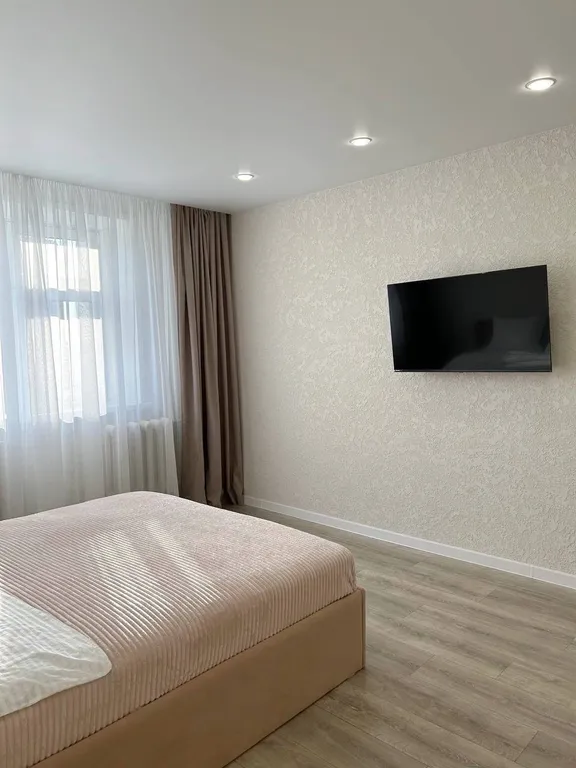 Чистая, уютная квартира с новым ремонтом в центре города