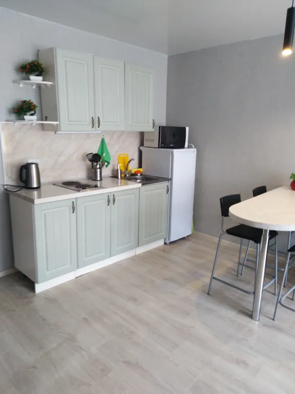 Уютная квартира в центре поселка