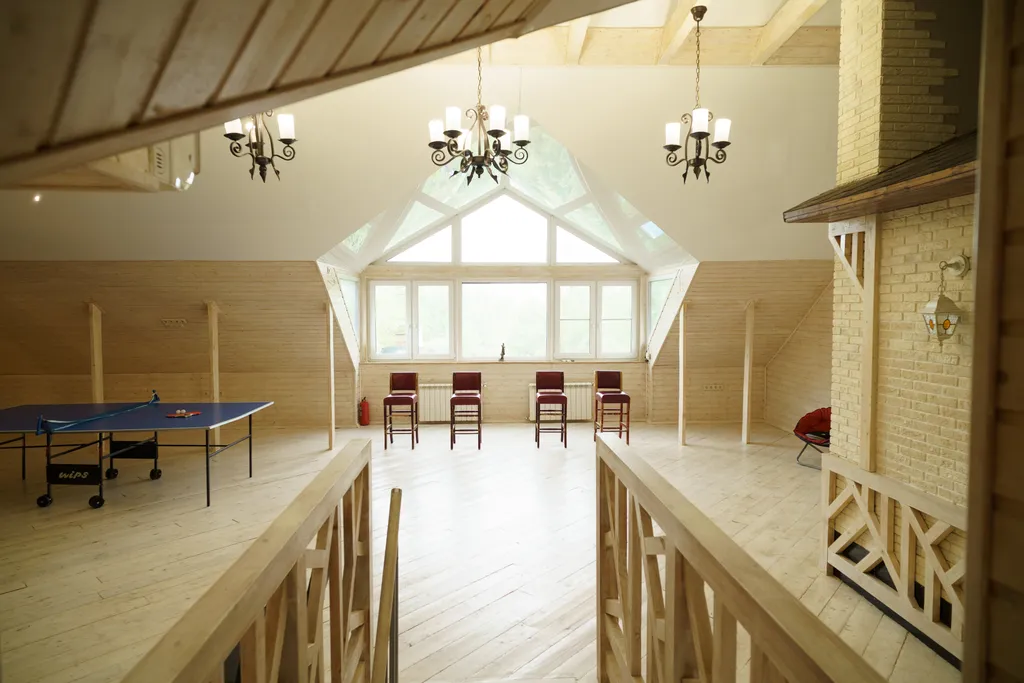 Загородный дом-шале "Pinebrook", аренда, у реки Дон. Сезонный бассейн.