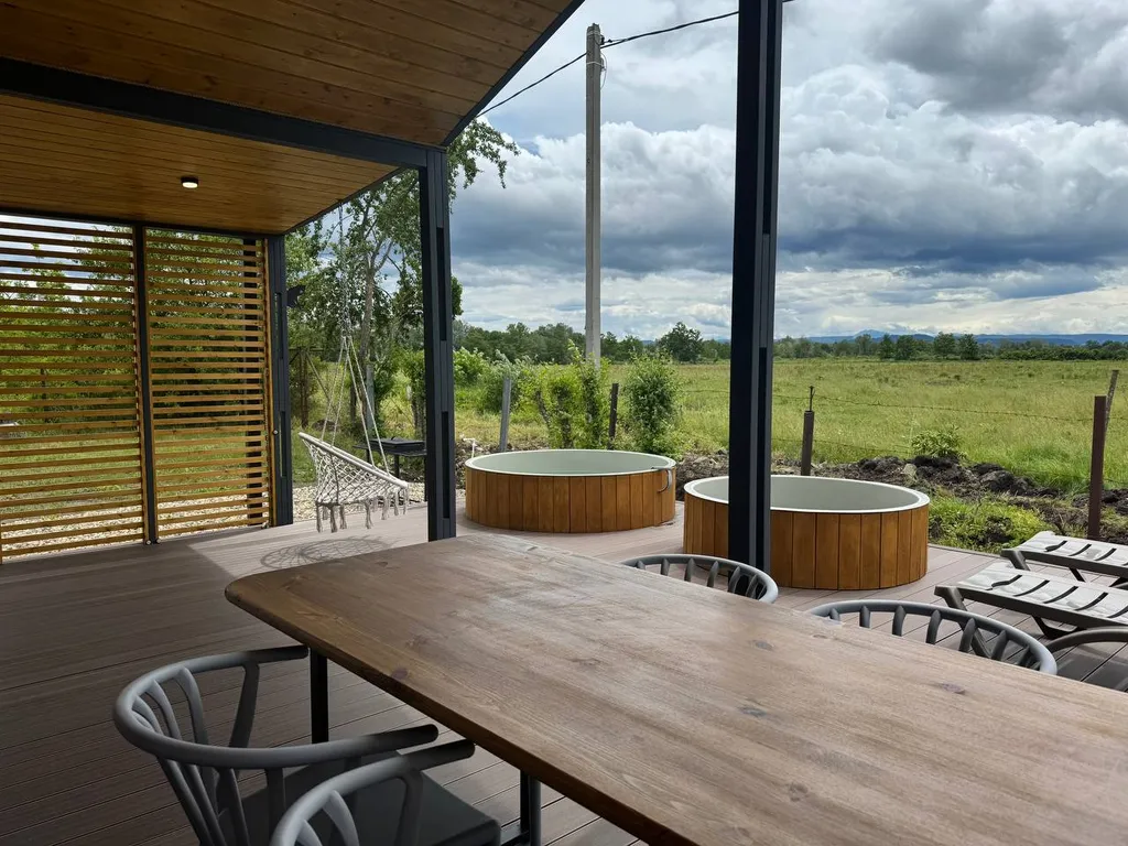 Вилла с купелями и баней