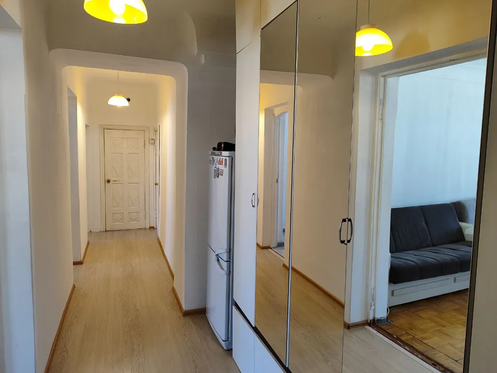 Квартира 3х ком квартира, ул. Ленина, скв Кирова, до 10 чел — Иркутск