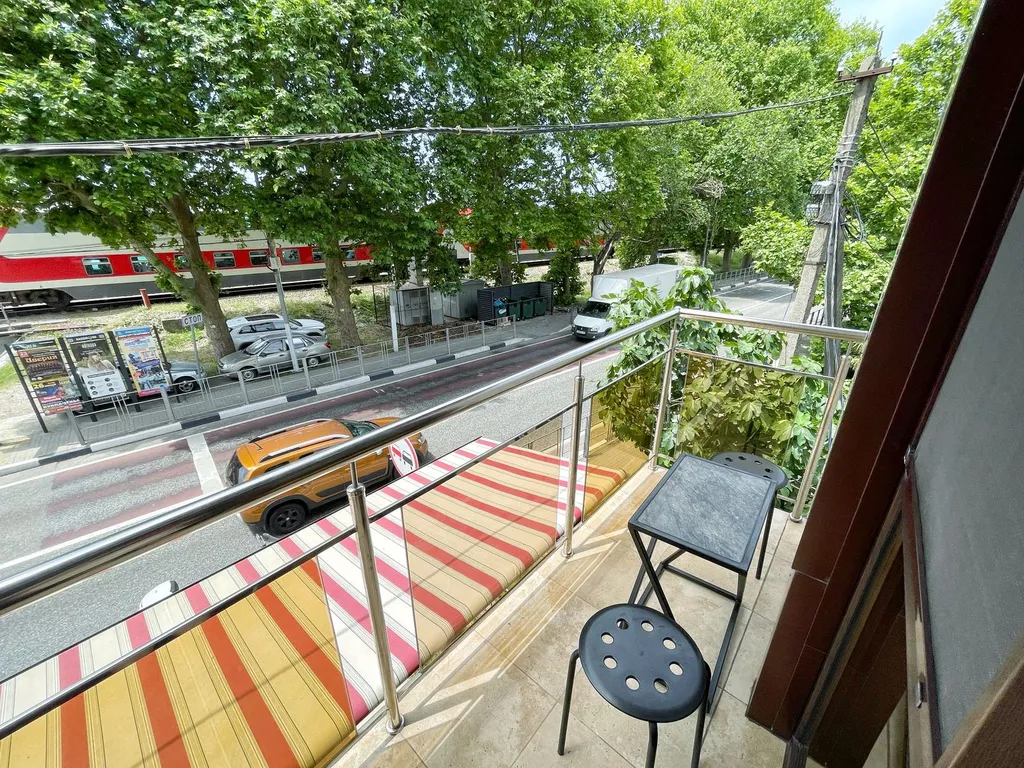 Квартира Квартира Четырехместный номер с балконом и видом на море — Лазаревское